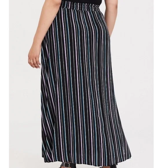 NWT Striped Maxi Skirt (1X) - Picture 3 of 11